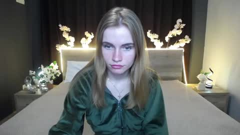 Snapshot of ritakiskis chatting on April 17, 6:44 pm ritakiskis online show from April 17, 6:44 pm