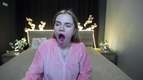 Snapshot of ritakiskis chatting on April 20, 7:04 pm ritakiskis online show from April 20, 7:04 pm