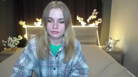 Snapshot of ritakiskis chatting on May 11, 7:55 pm ritakiskis online show from May 11, 7:55 pm