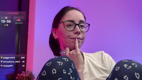 Snapshot of ritasunset chatting on January 9, 9:16 am Miss Rita online show from January 9, 9:16 am