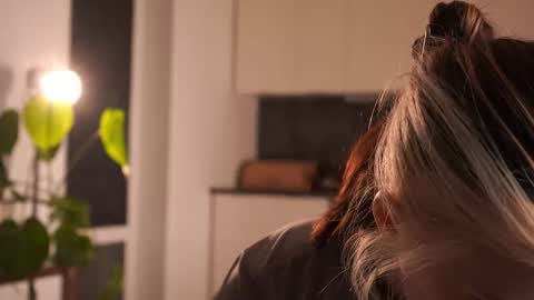 Snapshot of rivagosnell chatting on February 22, 4:05 pm Akemi online show from February 22, 4:05 pm