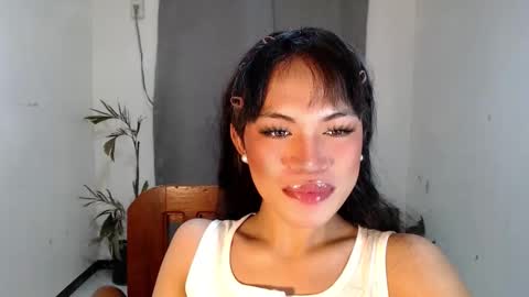rivaxox1 online show from May 3, 3:12 am