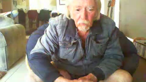 riveratggg online show from December 26, 6:19 am