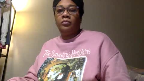 Snapshot of riversaint chatting on December 25, 12:48 am River Saint online show from December 25, 12:48 am