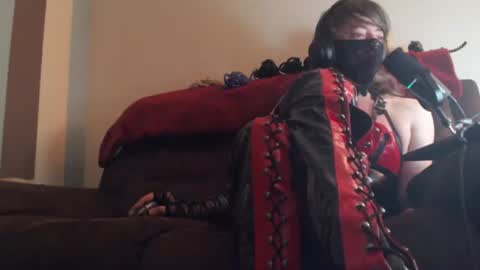 Snapshot of riversmoonlight chatting on July 19, 8:56 pm riversmoonlight online show from July 19, 8:56 pm