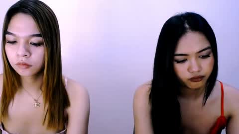 Snapshot of riyah_parker chatting on June 1, 7:21 am riyah_parker online show from June 1, 7:21 am
