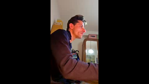 rizzo1980682473 online show from April 5, 9:12 pm