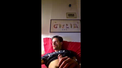 rizzo1980682473 online show from May 26, 11:12 pm