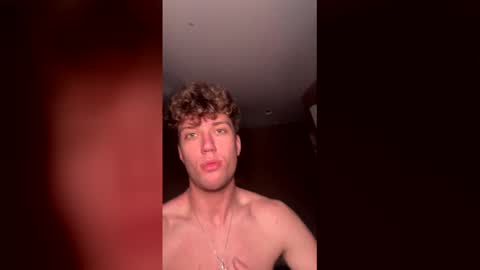 Snapshot of rjbrown03 chatting on March 25, 3:12 am rjbrown03 online show from March 25, 3:12 am