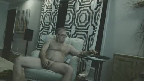 Snapshot of rjkelly6892 chatting on June 11, 6:00 am rjkelly6892 online show from June 11, 6:00 am