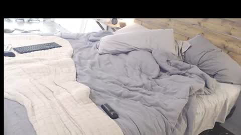 Snapshot of rjkelly6892 chatting on June 21, 6:10 pm rjkelly6892 online show from June 21, 6:10 pm