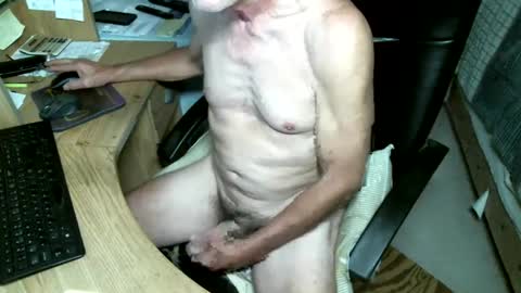 Snapshot of rjm2023 chatting on February 13, 11:50 am Bobby online show from February 13, 11:50 am