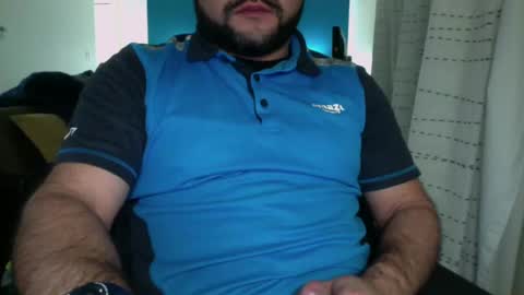 Snapshot of rmaracaibo chatting on January 31, 2:37 am pvt hairy online show from January 31, 2:37 am