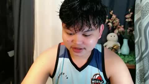 Snapshot of rnl_cum chatting on April 1, 7:53 am RICH MY GOAL online show from April 1, 7:53 am