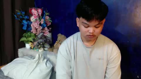 Snapshot of rnl_cum chatting on April 12, 5:18 pm RICH MY GOAL online show from April 12, 5:18 pm