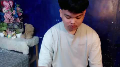 Snapshot of rnl_cum chatting on April 13, 5:40 pm RICH MY GOAL online show from April 13, 5:40 pm