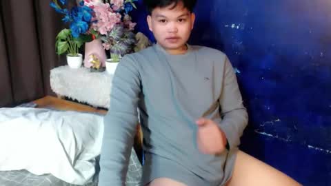 Snapshot of rnl_cum chatting on April 17, 5:49 pm RICH MY GOAL online show from April 17, 5:49 pm