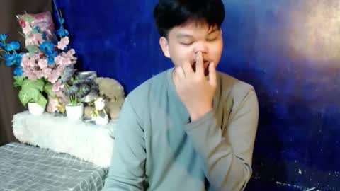 Snapshot of rnl_cum chatting on April 26, 6:05 pm RICH MY GOAL online show from April 26, 6:05 pm