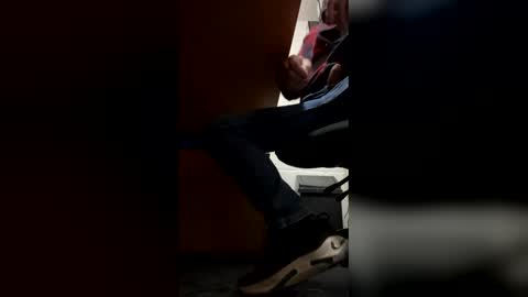 rob202500 online show from March 3, 12:11 pm