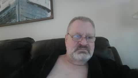 rob872217 online show from April 14, 12:22 pm