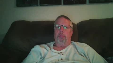 Snapshot of rob9271963 chatting on January 22, 1:42 am Rob online show from January 22, 1:42 am