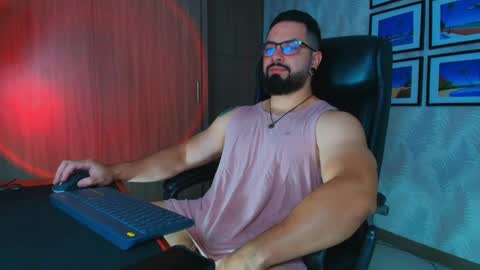 Snapshot of robby_k chatting on June 2, 11:18 pm Robby online show from June 2, 11:18 pm