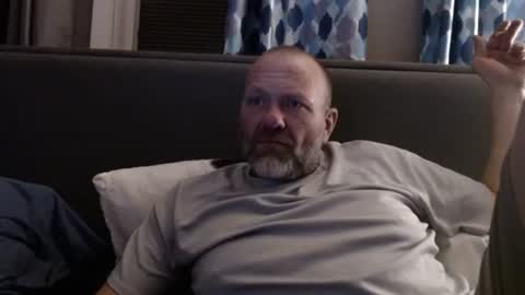 Snapshot of robbybecker71 chatting on January 20, 8:41 am Chargedemotion online show from January 20, 8:41 am