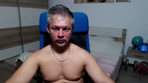 robbyshawz online show from July 16, 4:40 am