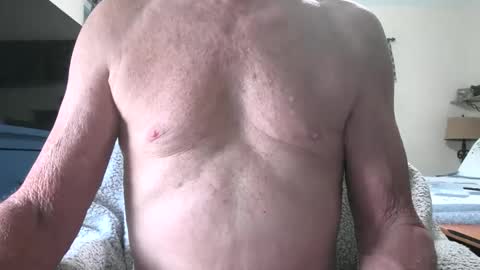 robert online show from October 4, 6:50 pm