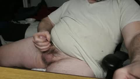 Snapshot of robert9955 chatting on January 11, 5:20 am Robert9955 online show from January 11, 5:20 am