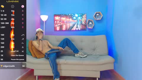 robert_kingg online show from January 28, 8:25 am