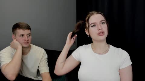 Lisa and Robert  i am online all days 900 am GMT3   online show from January 10, 3:39 am