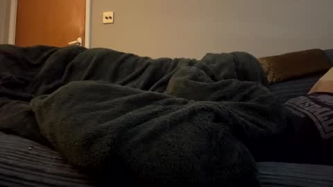 Snapshot of robertbrian033 chatting on April 3, 3:54 pm robertbrian033 online show from April 3, 3:54 pm