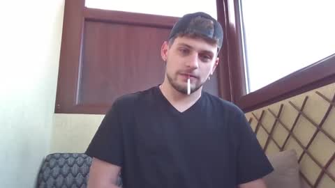 Snapshot of roberto_twink1 chatting on January 15, 9:13 am Roberto online show from January 15, 9:13 am