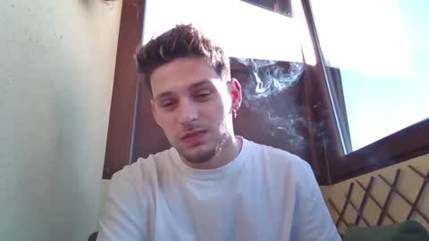 Snapshot of roberto_twink1 chatting on January 24, 11:59 am Roberto online show from January 24, 11:59 am