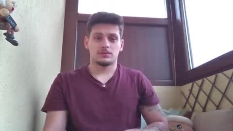 Snapshot of roberto_twink1 chatting on February 5, 11:59 am Roberto online show from February 5, 11:59 am