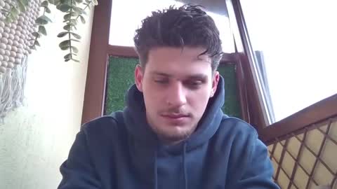 Roberto online show from April 22, 9:33 am