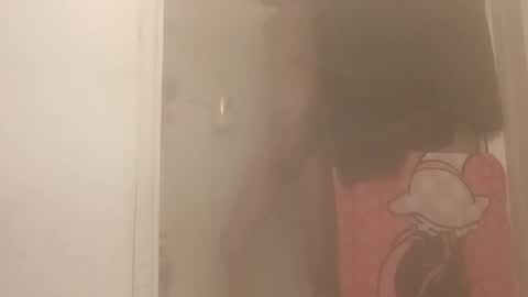 Snapshot of robertsaiz4200 chatting on January 8, 3:31 am robertsaiz4200 online show from January 8, 3:31 am