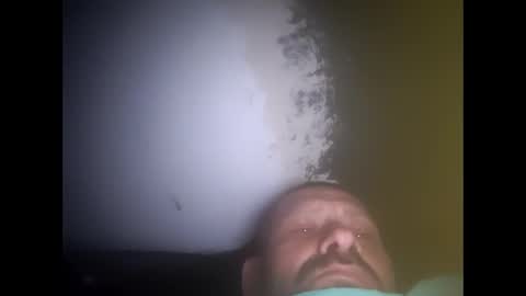 Snapshot of robertsaiz4200 chatting on February 18, 9:27 am robertsaiz4200 online show from February 18, 9:27 am