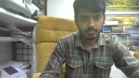 Snapshot of robertsalia220 chatting on January 3, 11:35 am Robertsalia online show from January 3, 11:35 am