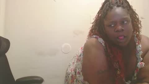 Snapshot of robertswhitney52 chatting on September 24, 1:14 pm robertswhitney52 online show from September 24, 1:14 pm