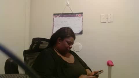 Snapshot of robertswhitney52 chatting on January 12, 8:03 pm robertswhitney52 online show from January 12, 8:03 pm