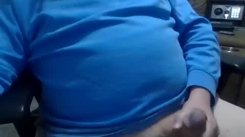 Snapshot of robglide chatting on March 28, 12:05 pm robglide online show from March 28, 12:05 pm