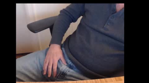 robidan6923 online show from January 10, 7:00 pm