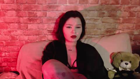 Snapshot of robin_harrington chatting on March 1, 6:54 pm Ronin online show from March 1, 6:54 pm