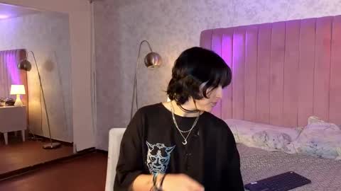 robin D online show from September 19, 1:45 pm