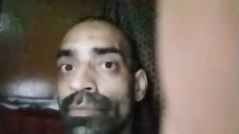 Snapshot of robincom23 chatting on May 28, 5:49 am R online show from May 28, 5:49 am