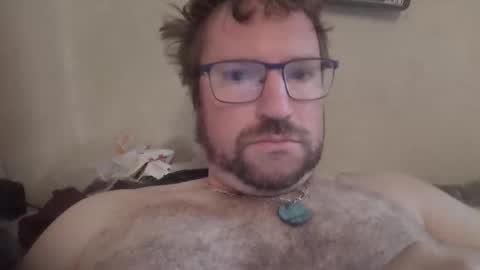 robinouhot online show from April 30, 6:42 am