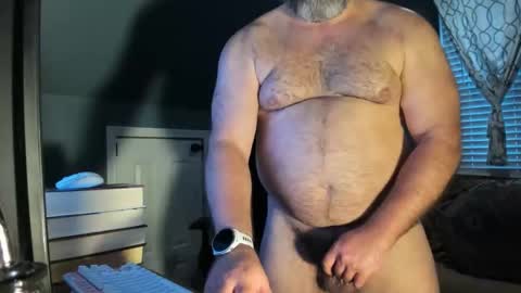 Snapshot of robv19801 chatting on March 23, 10:03 pm robv online show from March 23, 10:03 pm