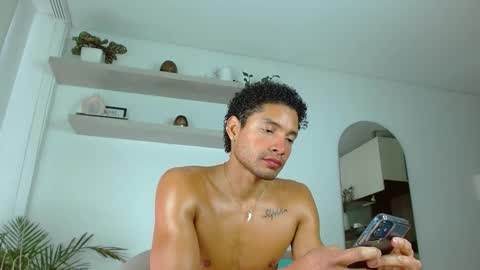 roby_millerr online show from September 9, 3:44 pm